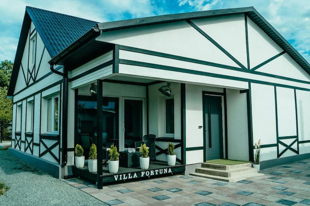Villa Fortuna ルドザ エクステリア 写真